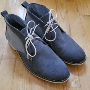 Steve Madden chukka boots